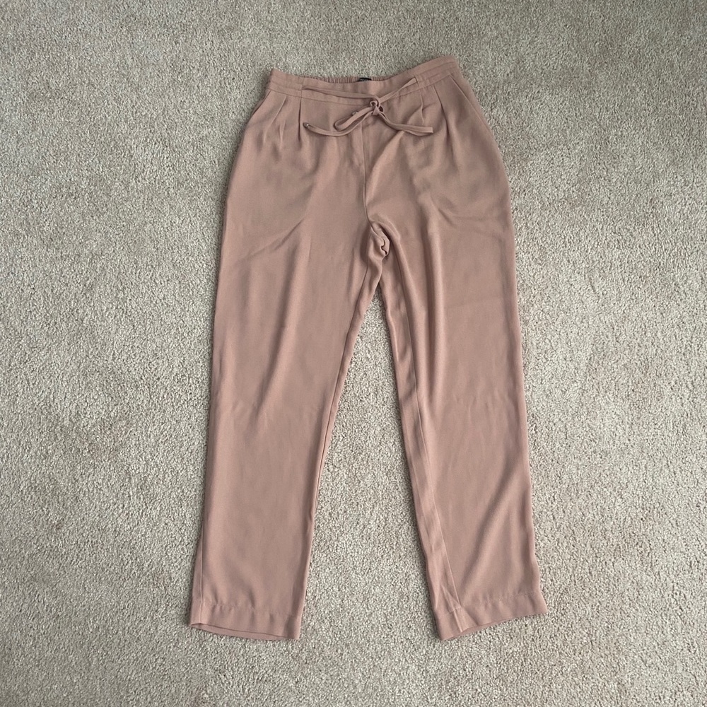 F21 Paper Bag Pant Size Medium